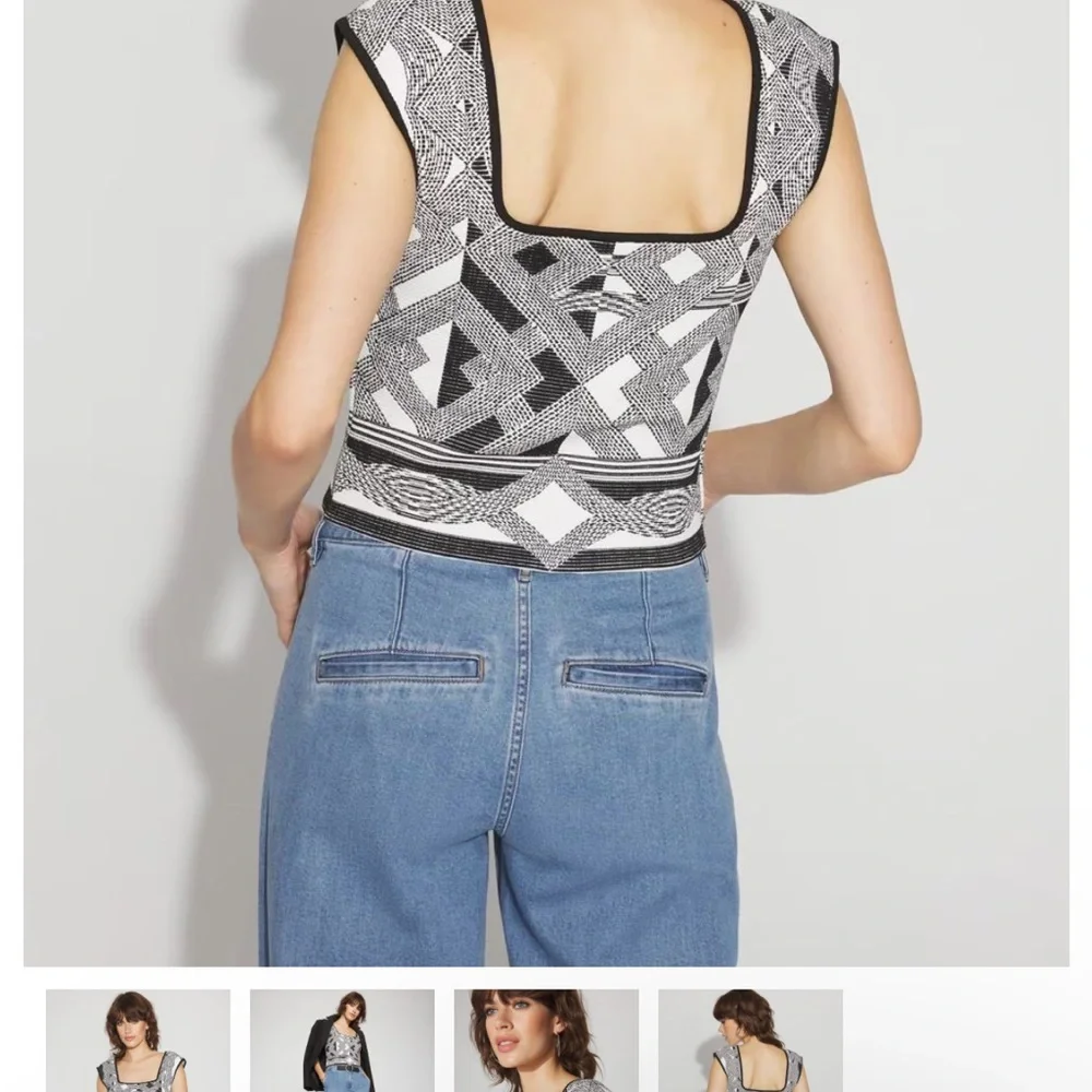 White House Black Market Monochrome Patterned Crop Top - Picture 2 of 5
